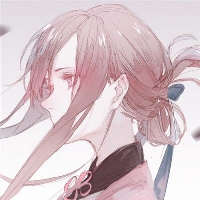 无人叉车突然启动撞向救护车